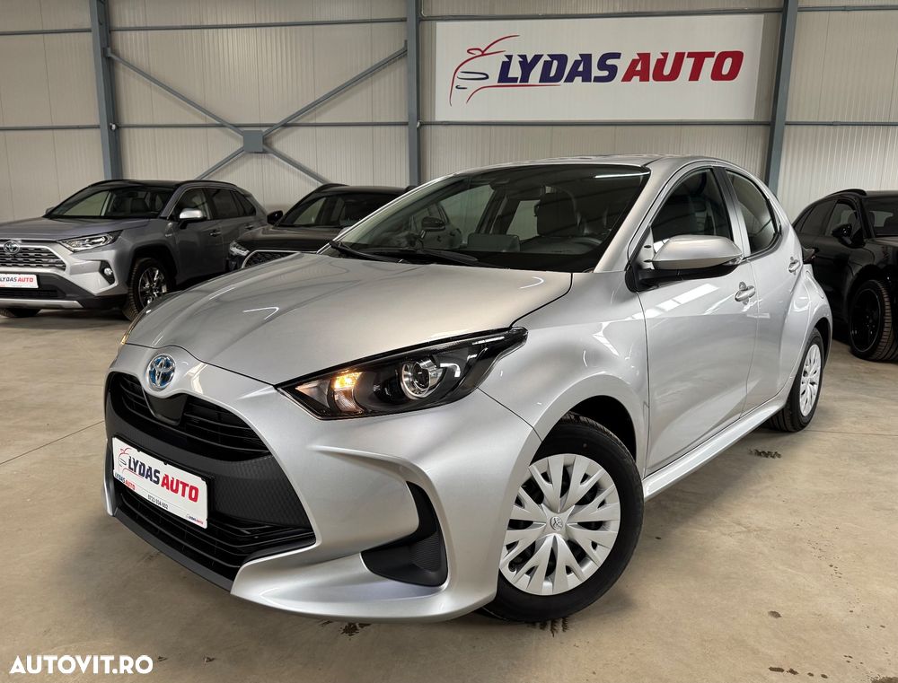 Toyota Yaris 1.5 VVT-i HSD Exclusive Style