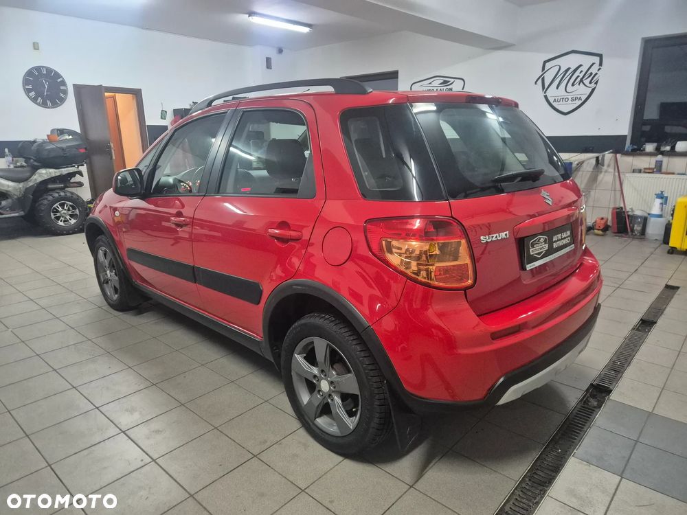 Suzuki SX4 1.6 Premium 4WD - 9