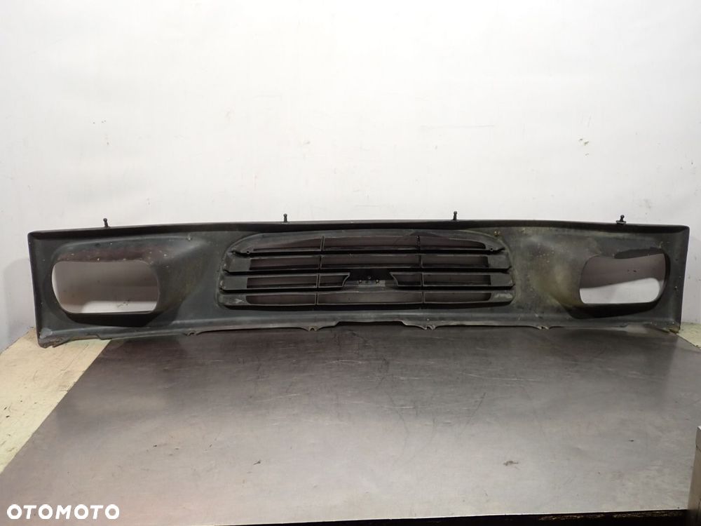 GRILL ATRAPA DAEWOO LUBLIN III 3352-8203220 - 6