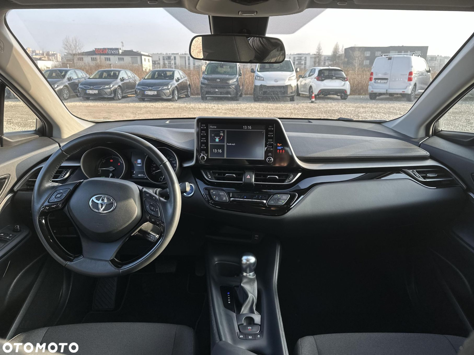 Toyota C-HR - 12
