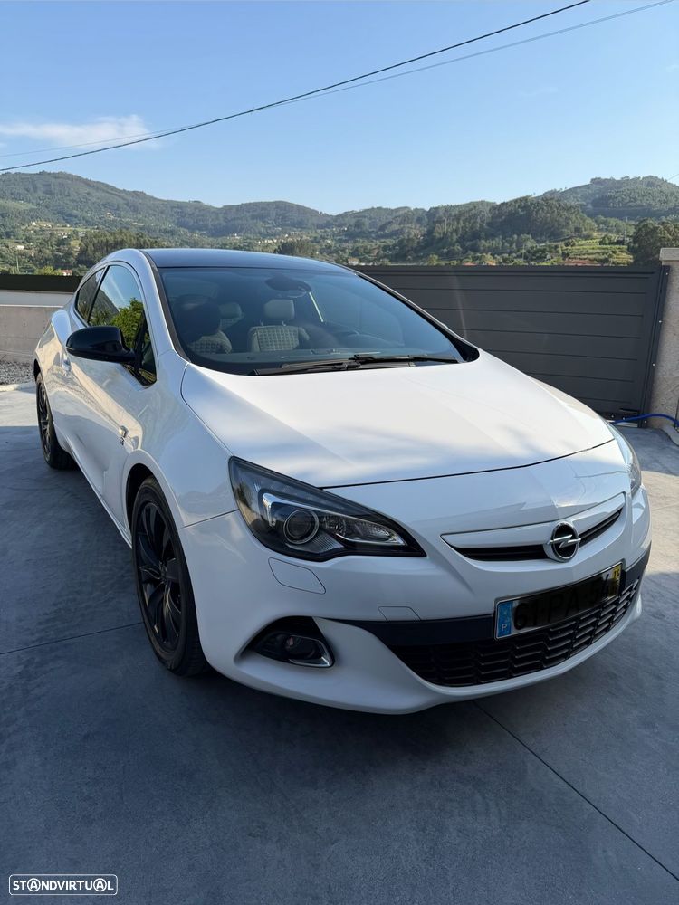 Opel Astra GTC 1.6 T Black OPC Line S/S - 2
