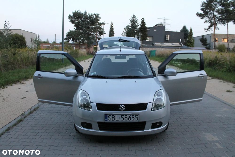 Suzuki Swift - 2