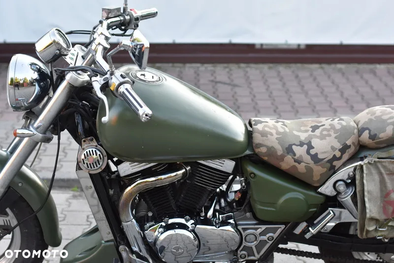 Suzuki Marauder - 25