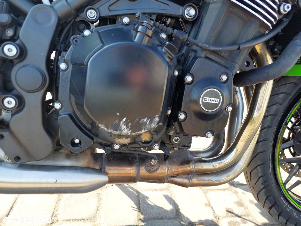 Kawasaki Z 900 RS - 11