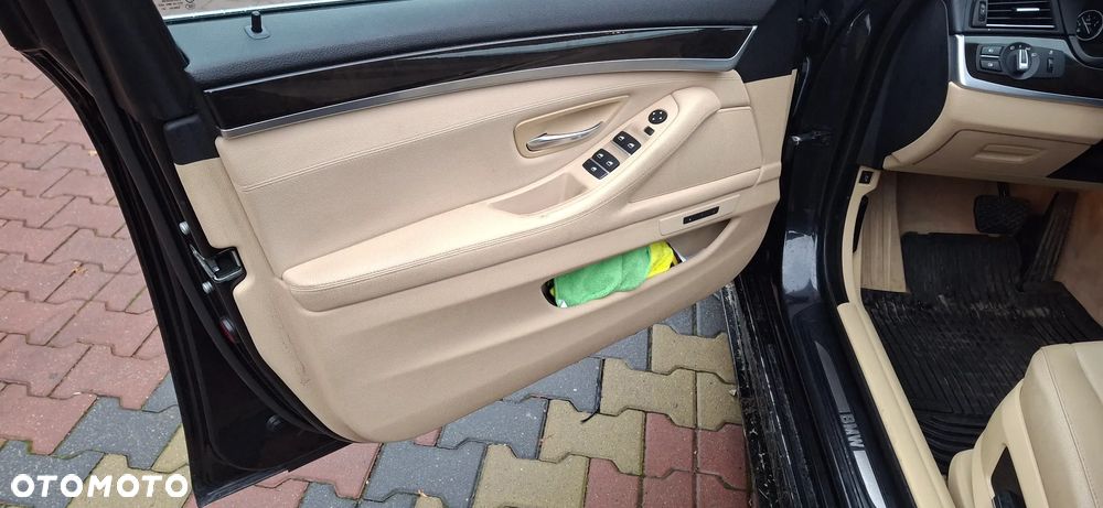 BMW Seria 5 535d xDrive - 7
