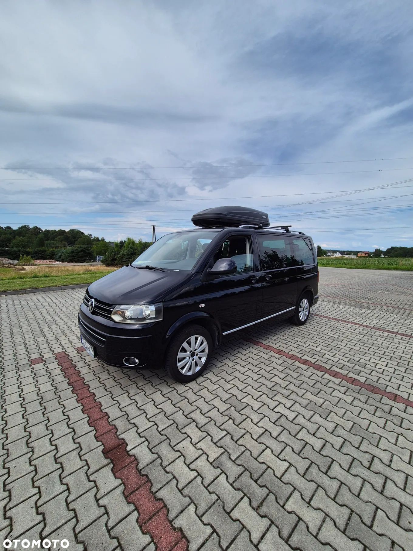 Volkswagen Multivan - 1