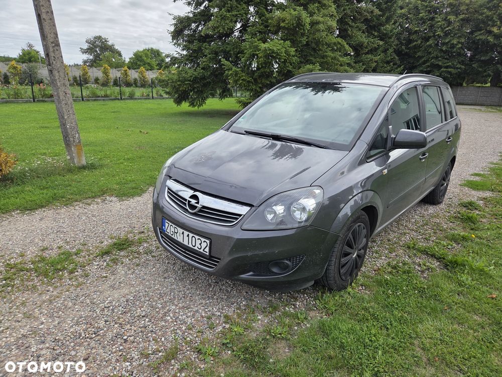 Opel Zafira - 4