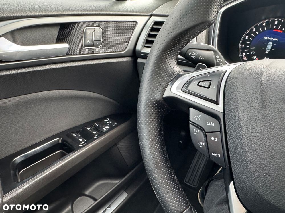 Ford Mondeo 2.0 TDCi Titanium PowerShift - 27