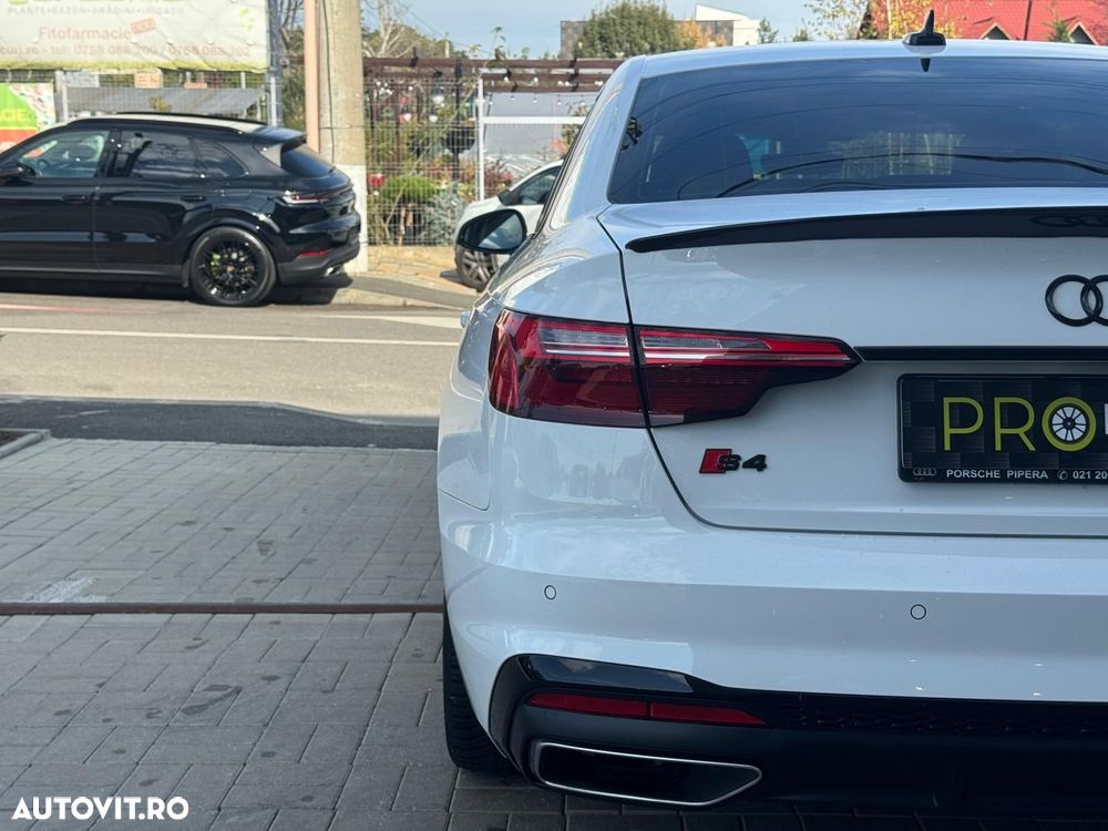 Audi A4 Avant 2.0 35 TFSI S tronic MHEV S Line - 10