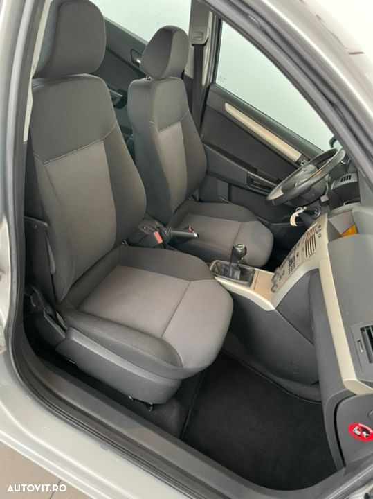 Opel Astra 1.6 TWINPORT ECOTEC Selection - 23