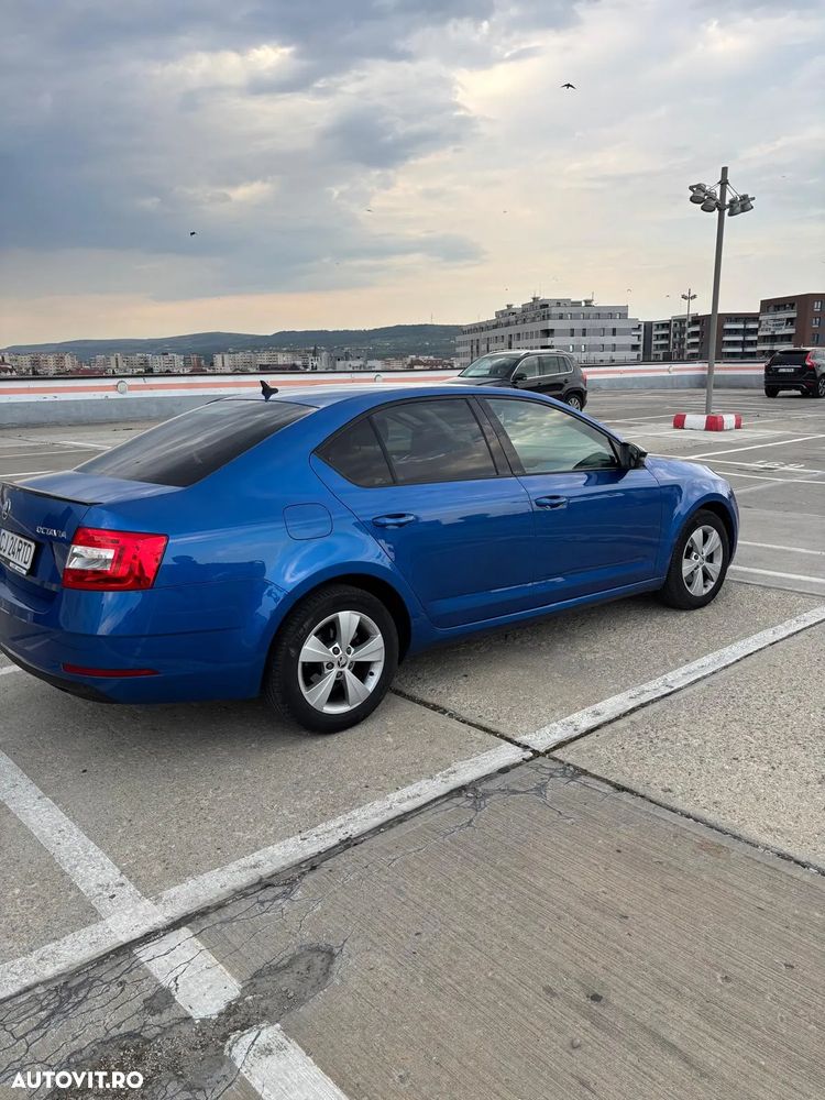Skoda Octavia 1.5 TSI DSG Ambition - 10