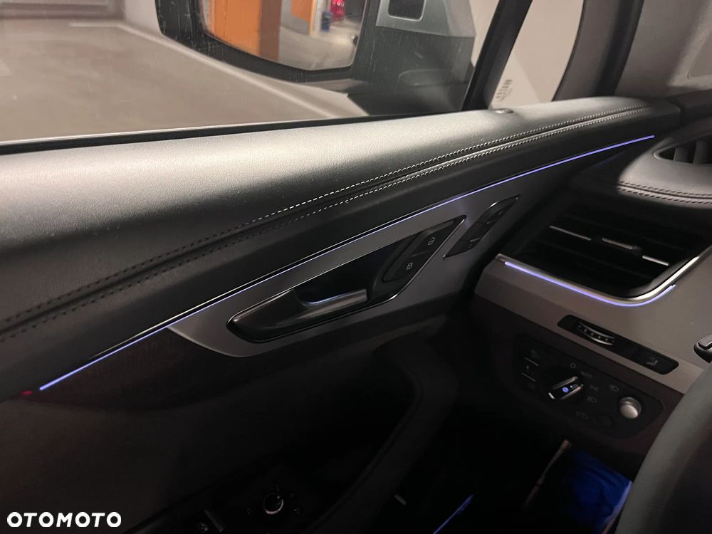 Audi SQ7 TDI Quattro Tiptronic - 9