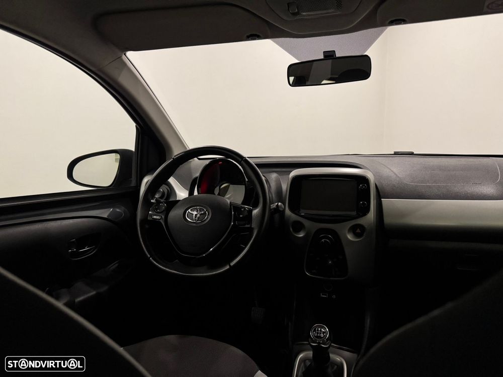 Toyota Aygo 1.0 X-Play+AC+X-Touch - 24