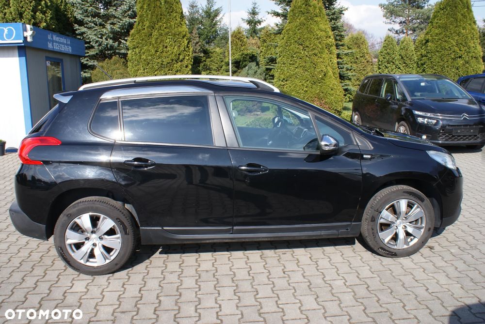 Peugeot 2008 1.6 VTi Style - 14