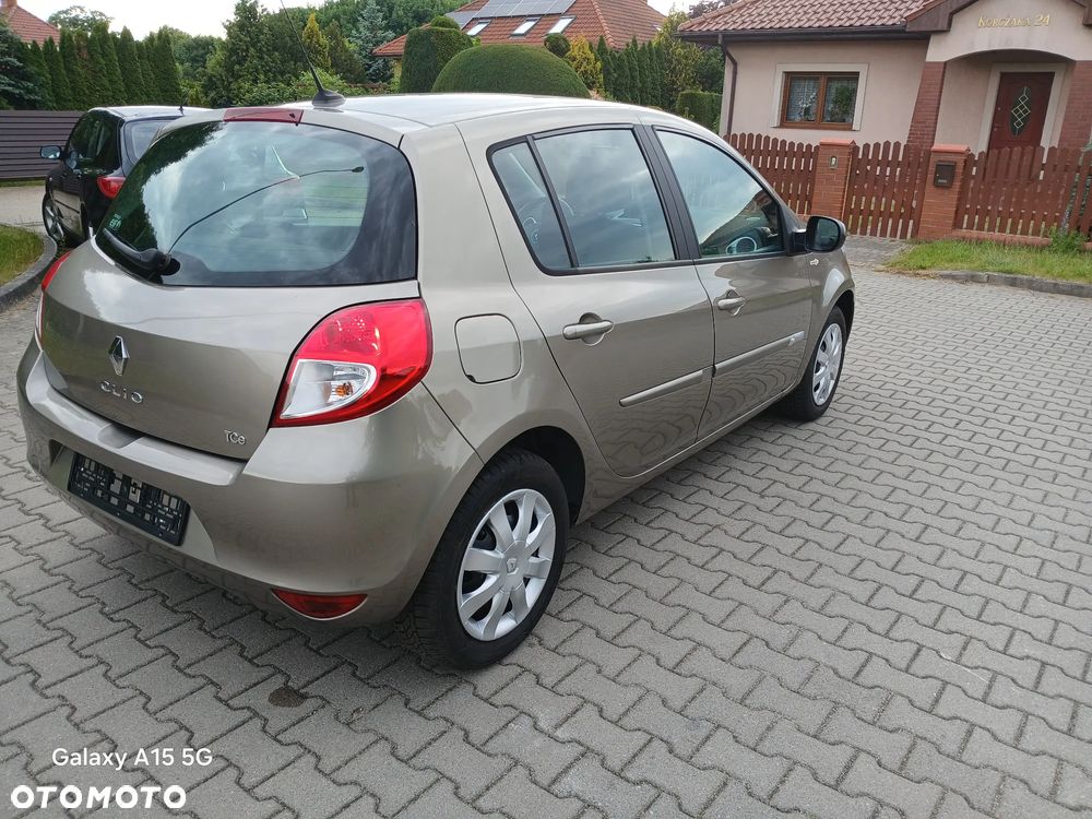 Renault Clio TCe 100 TomTom Edition - 6
