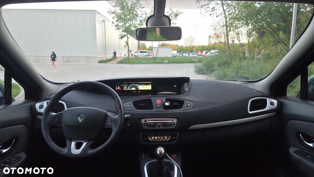 Renault Scenic - 9