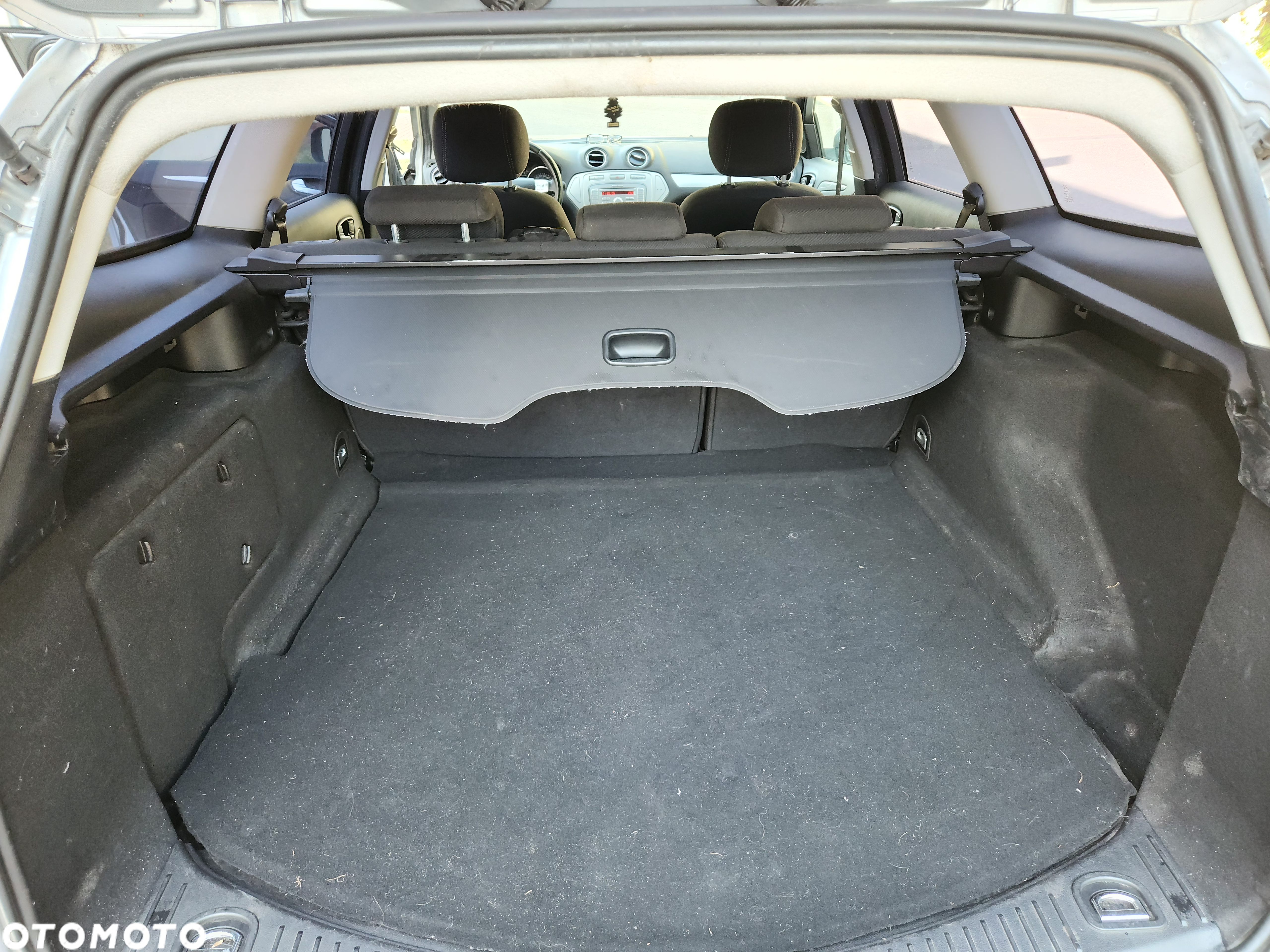 Ford Mondeo 2.0 TDCi Ghia - 16