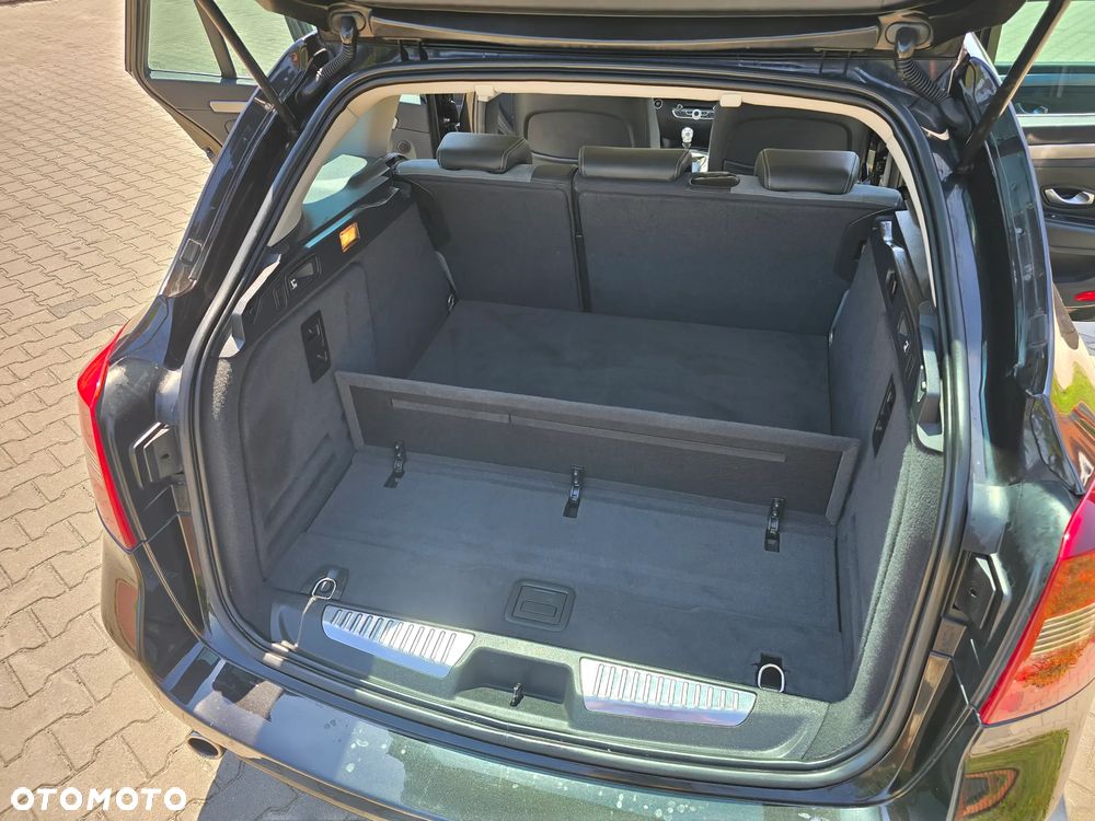 Renault Laguna 2.0 dCi Initiale ESM - 17