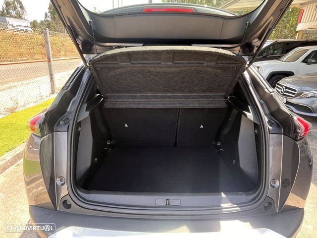 Peugeot 2008 1.2 PureTech Active Pack - 10