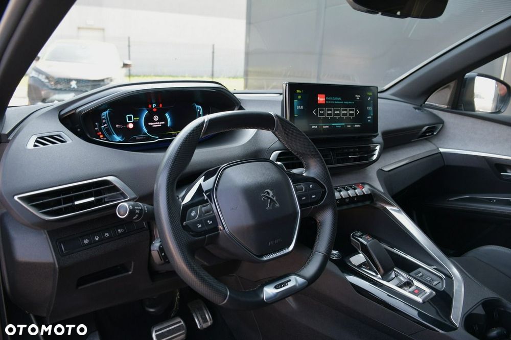 Peugeot 3008 1.6 PureTech HYbrid GT Line S&S EAT8 - 19