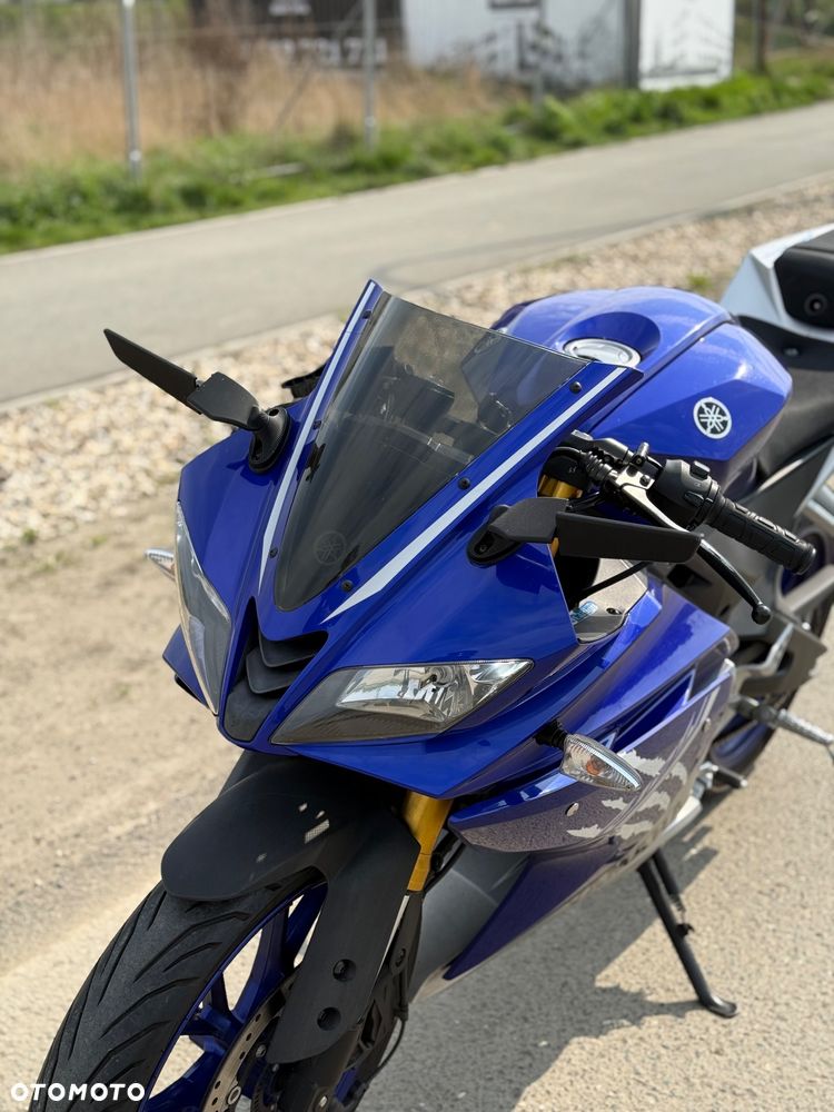 Yamaha YZF - 3