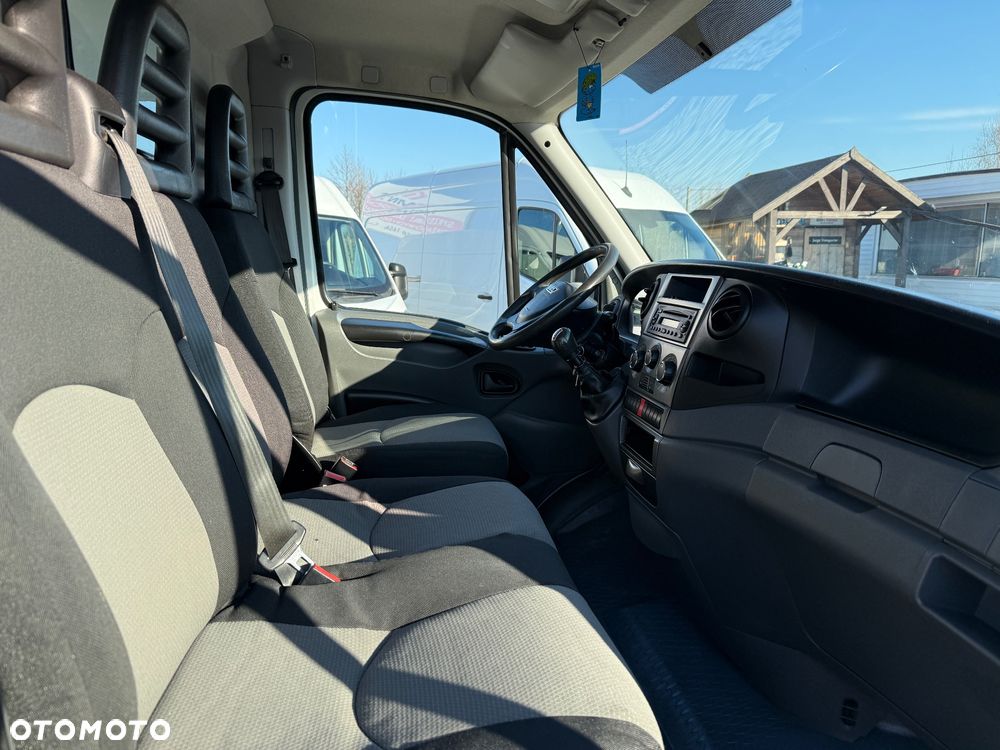 Iveco Daily/Średni/manual/Klima/Hak 3,5T/bdb stan/serwis Iveco Niemcy - 13