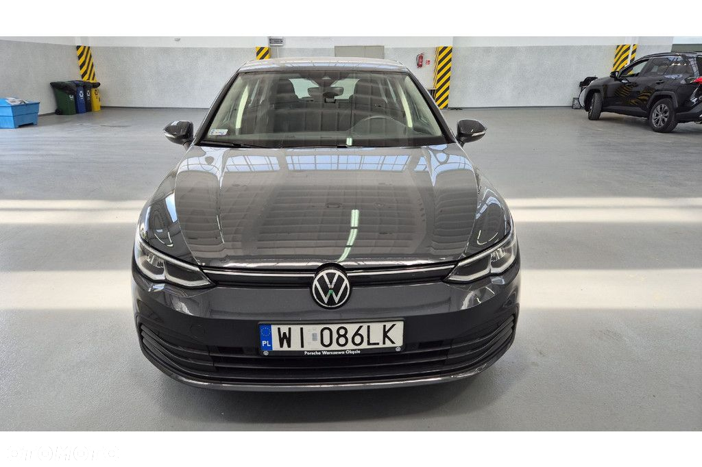 Volkswagen Golf - 6