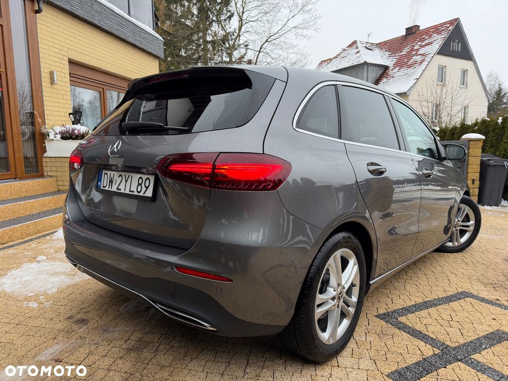 Mercedes-Benz Klasa B 200 d Progressive 8G-DCT - 4