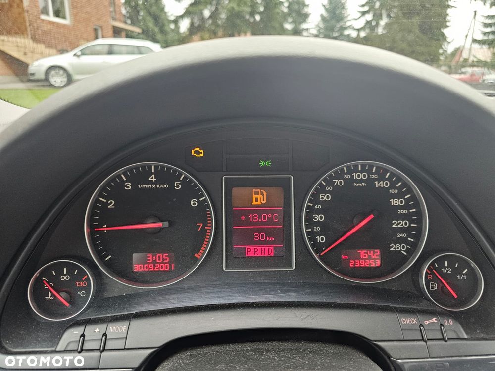 Audi A4 Avant 3.0 Multitronic - 11