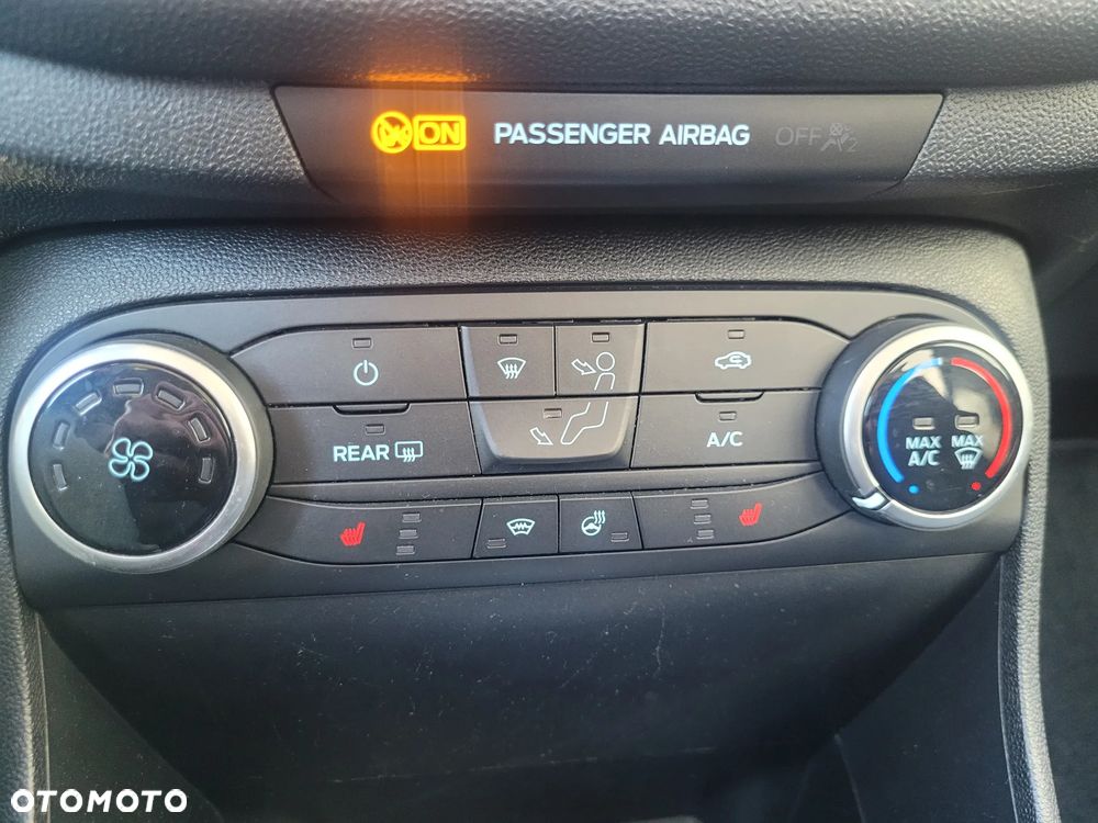 Ford Fiesta 1.0 EcoBoost S&S COOL&CONNECT - 9