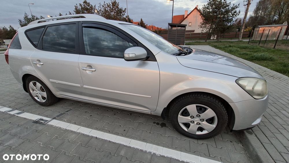 Kia Ceed 1.6 Crdi Comfort - 2