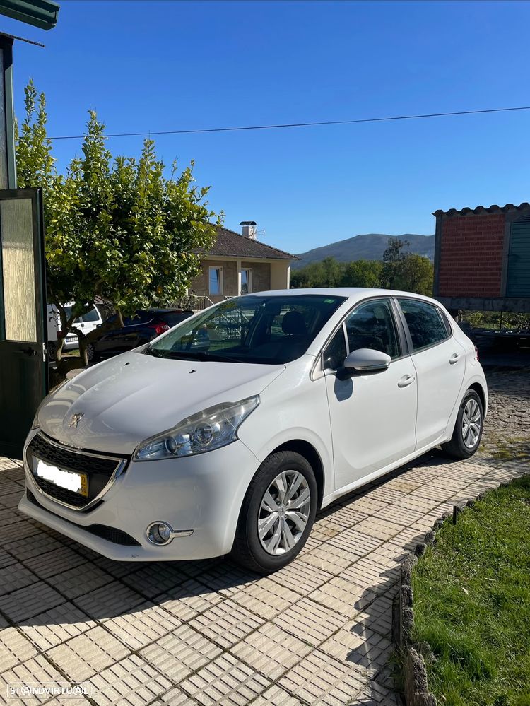 Peugeot 208 1.2 VTi Allure - 3