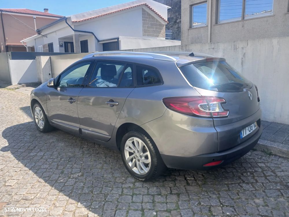 Renault Mégane Sport Tourer 1.5 dCi Comfort SS - 5