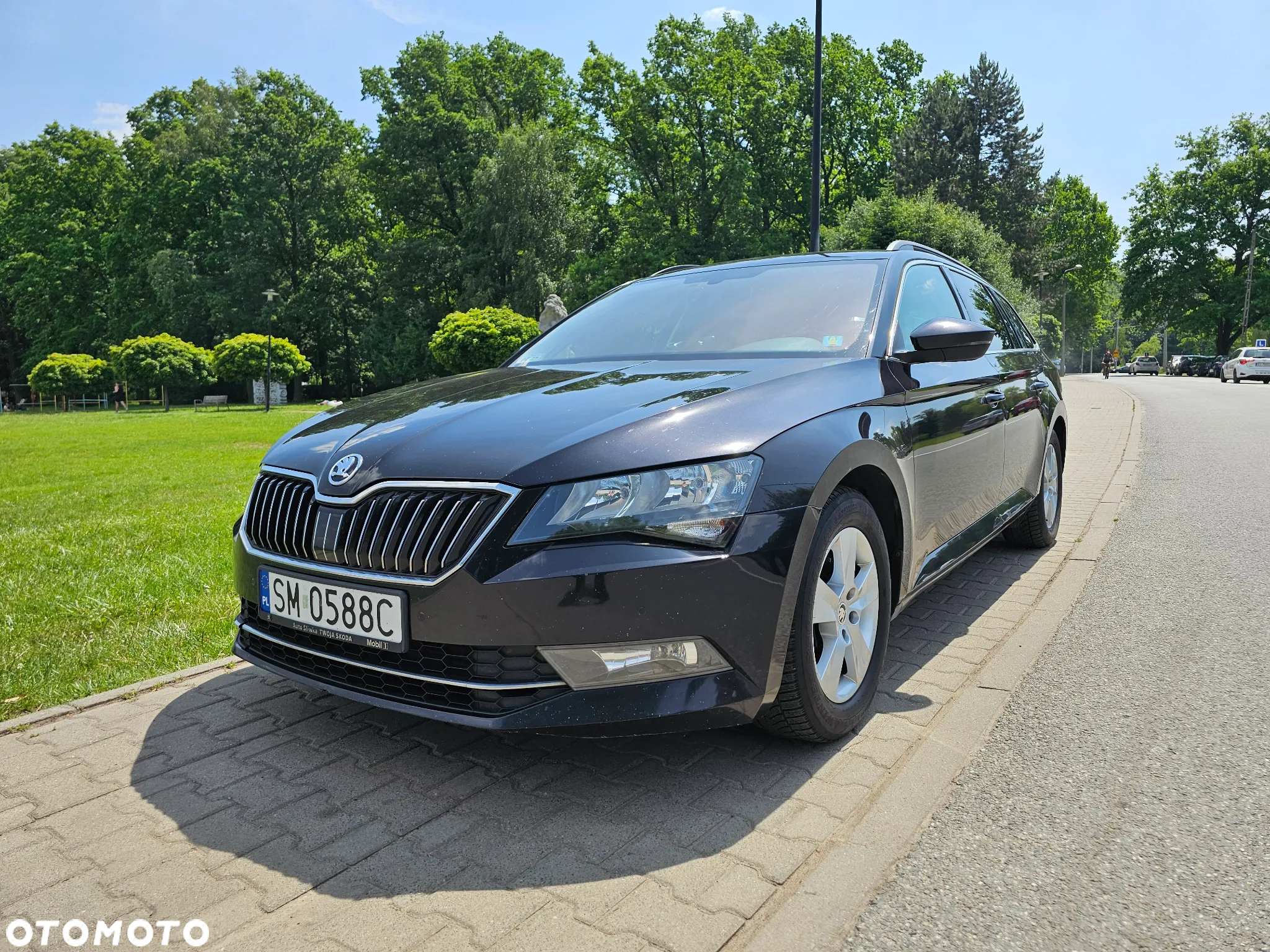 Skoda Superb 1.6 TDI Ambition - 2