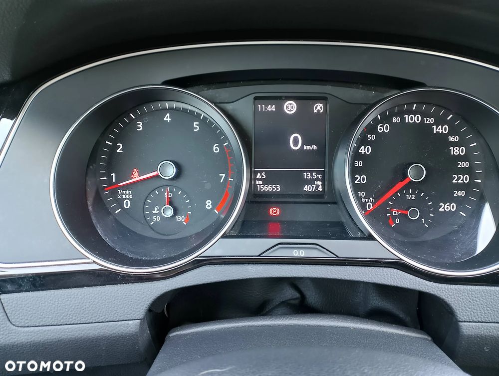Volkswagen Passat 1.5 TSI EVO Business - 14