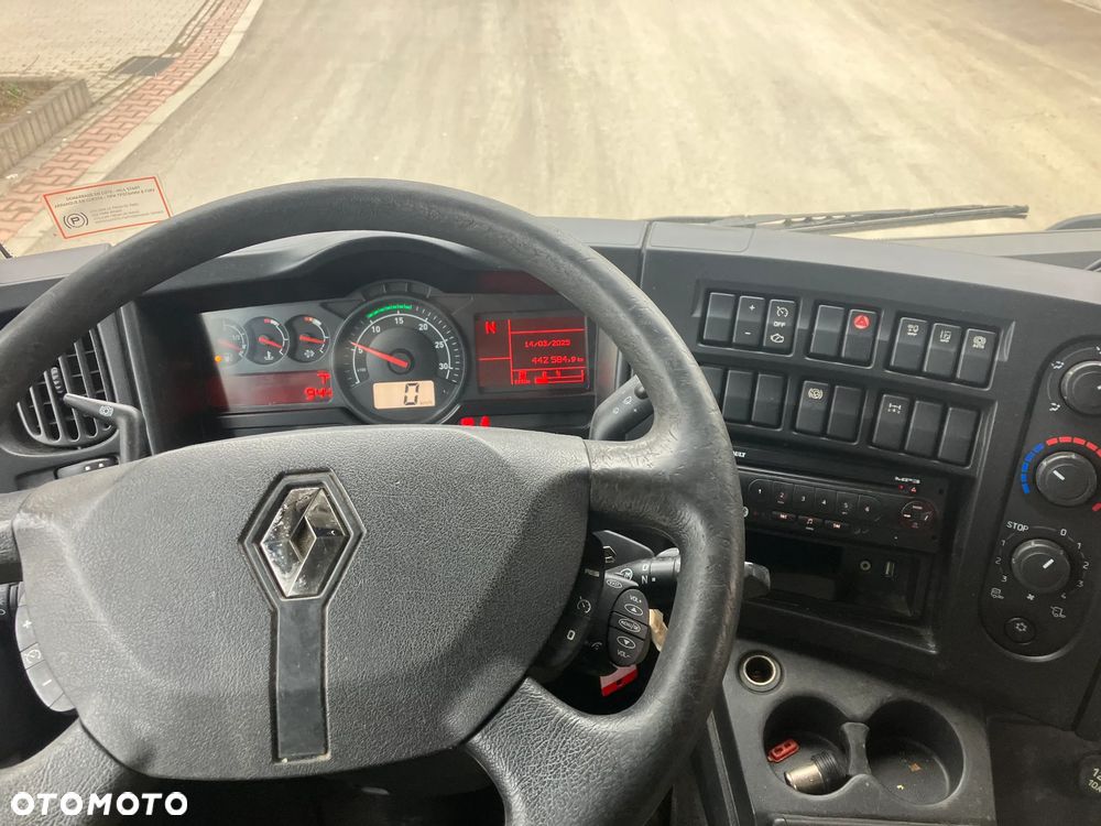 Renault Renault Gama D 250 chłodnia izoterma 16 PALET - 6