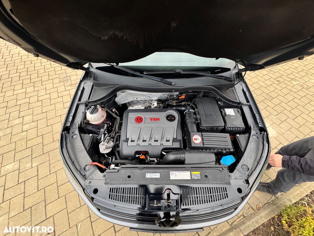 Volkswagen Tiguan - 11