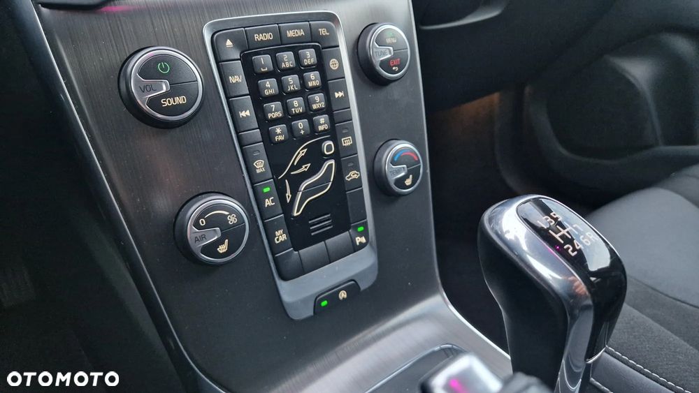 Volvo V40 - 13