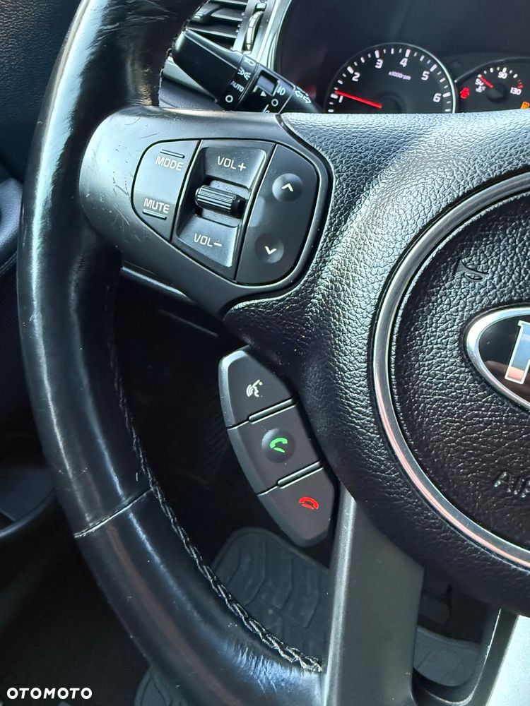 Kia Carens 1.6 GDI M EU6 - 29