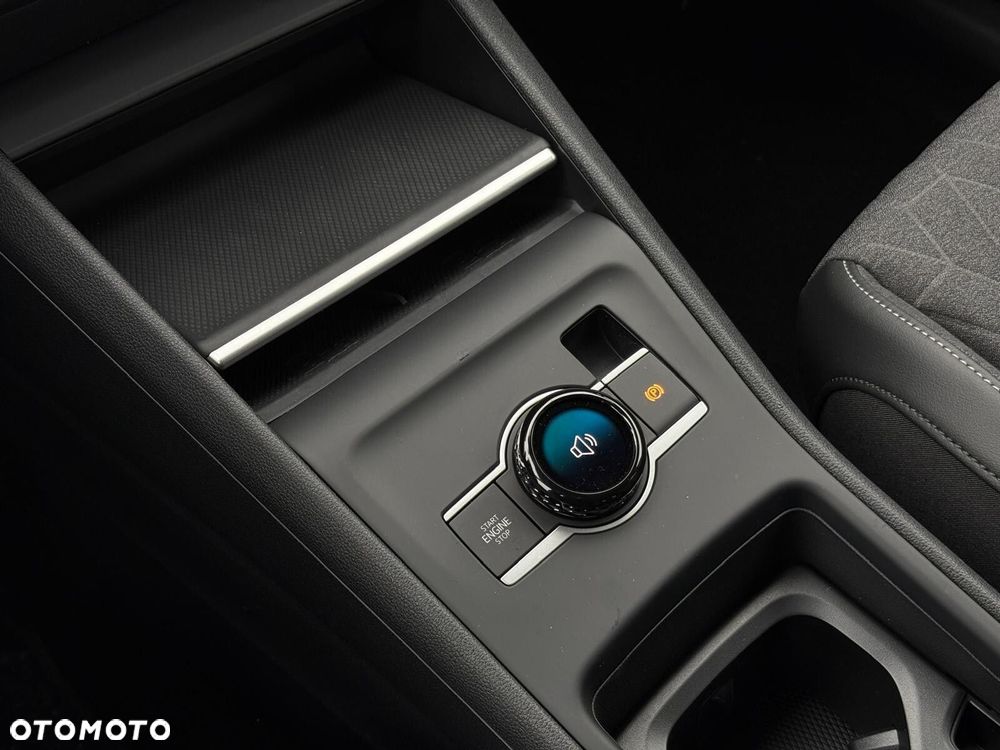 Volkswagen Tiguan - 12