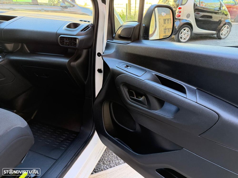 Citroën BERLINGO 1.6 HDI - 21