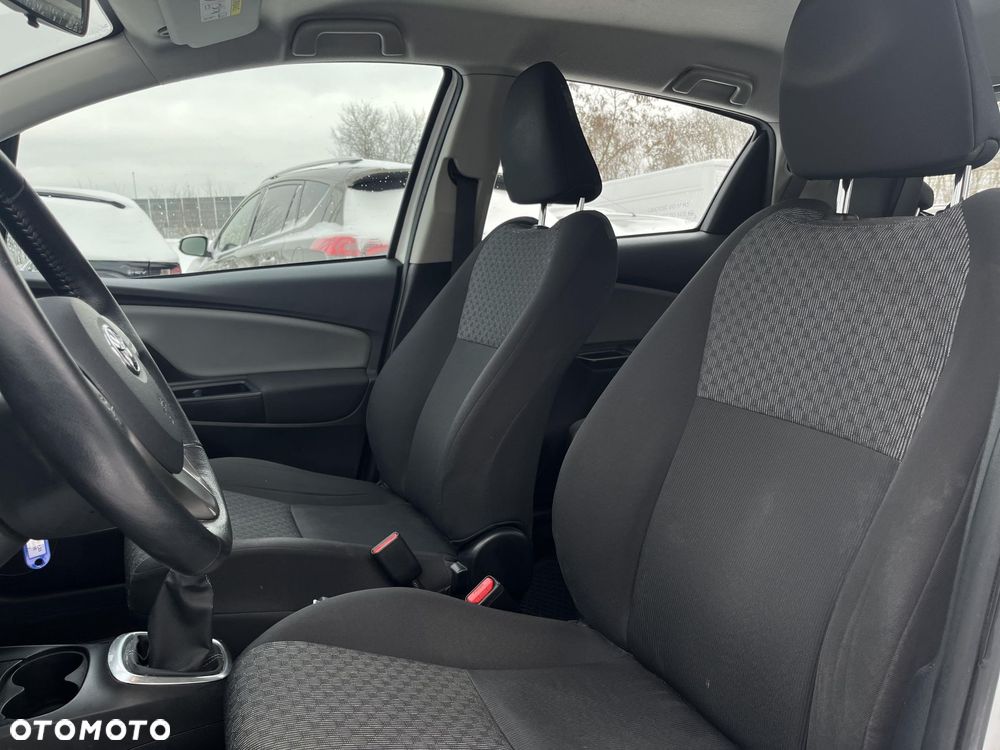 Toyota Yaris 1.33 Active - 14