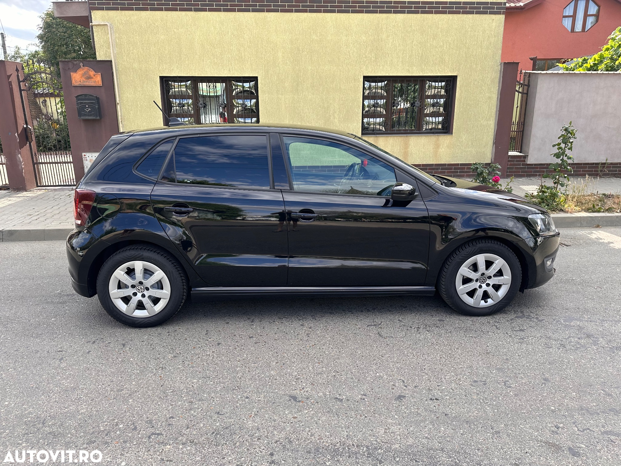 Volkswagen Polo - 11
