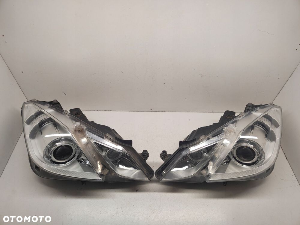mercedes e klasa w207 coupe komplet lamp przód a2078200259k, a2078204361kz - 2