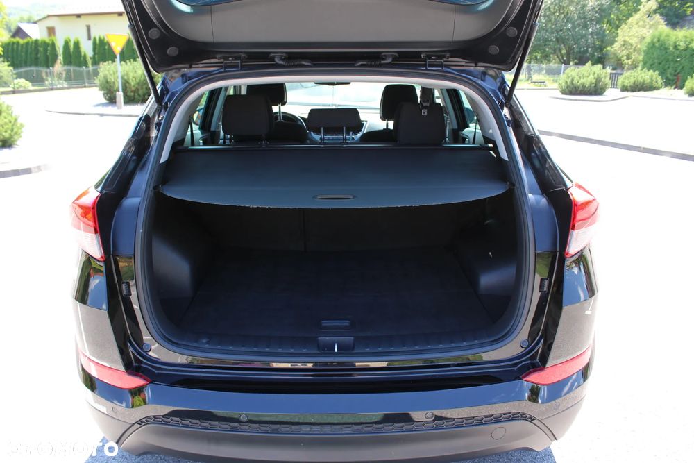 Hyundai Tucson 1.7 CRDI BlueDrive Style 2WD - 13