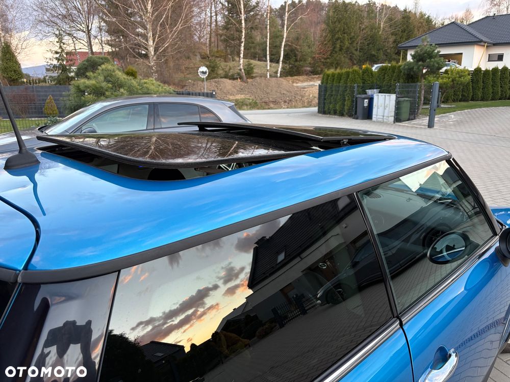 MINI ONE Brick Lane - 6