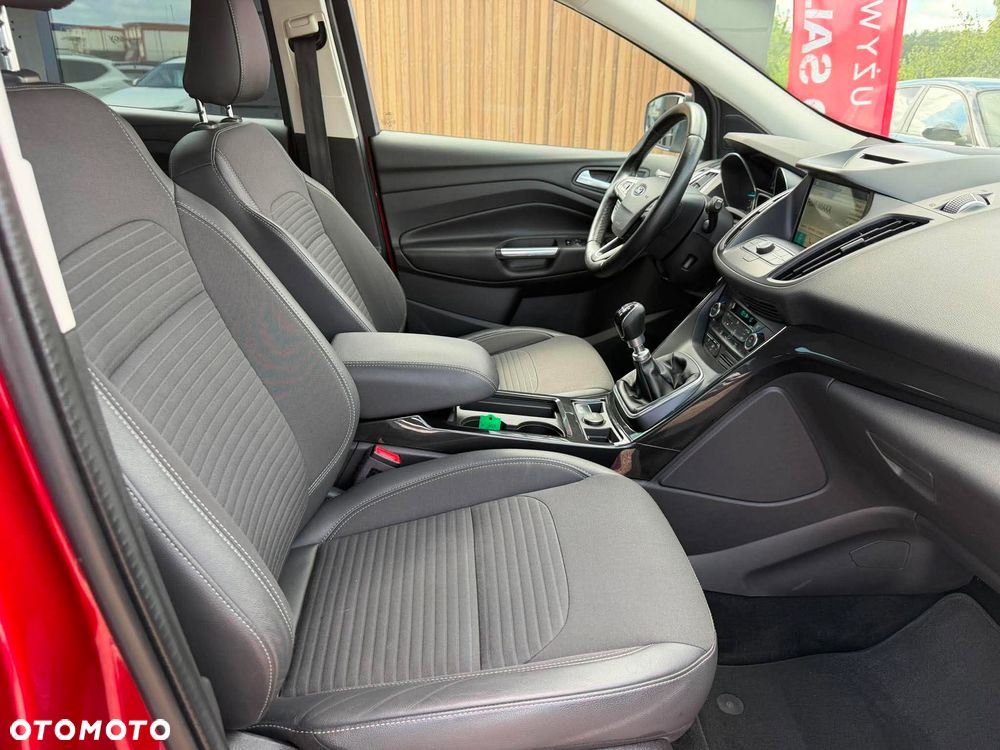 Ford Kuga 2.0 TDCi 4x2 Titanium - 19