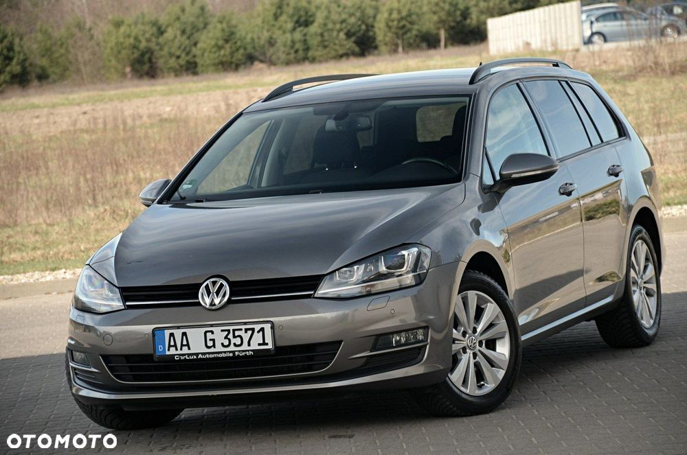Volkswagen Golf - 5