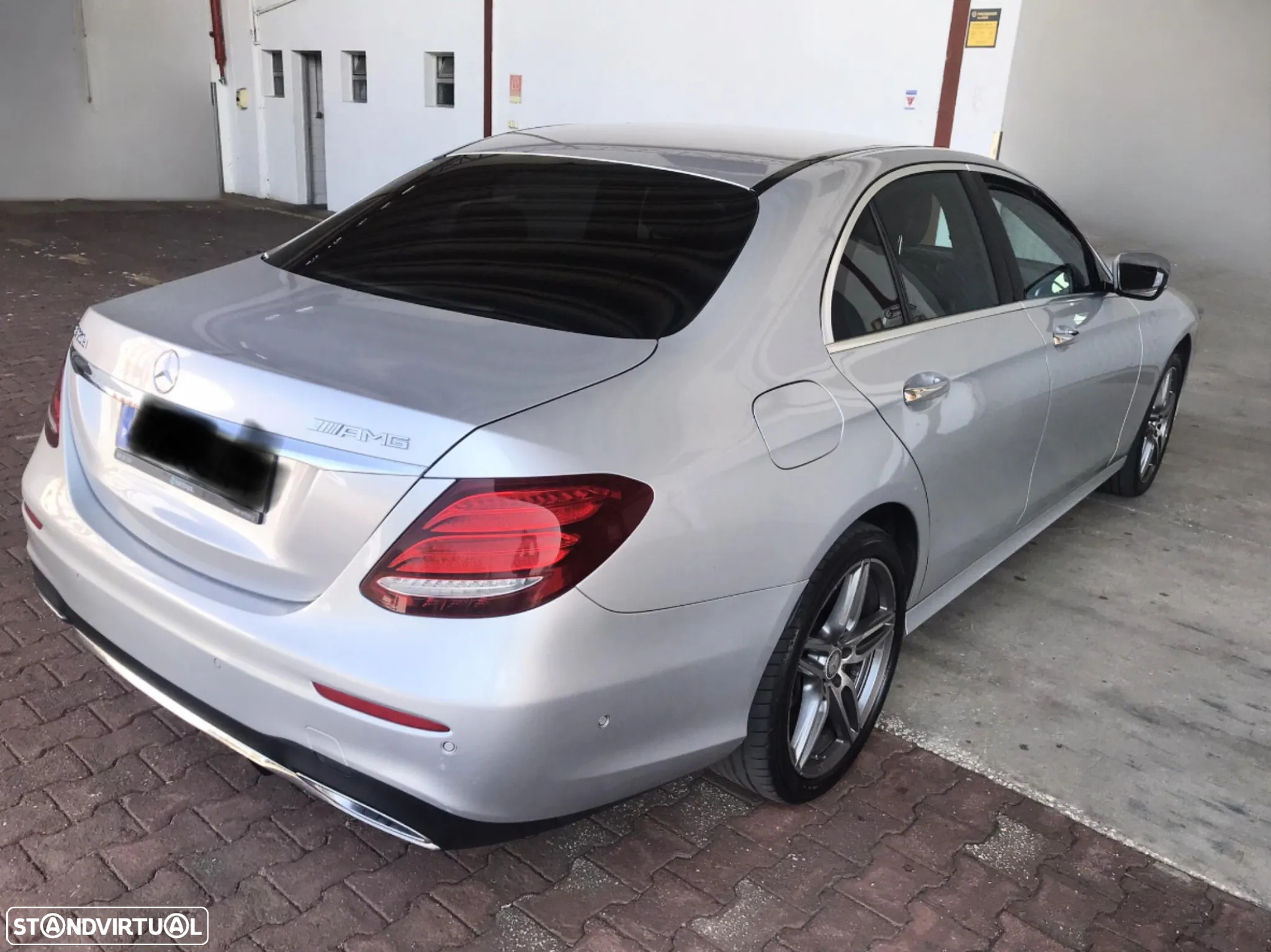 Mercedes-Benz 350 - 2