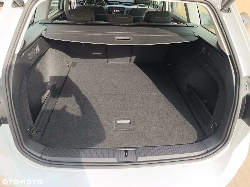 Volkswagen Passat 2.0 TDI EVO Business - 15